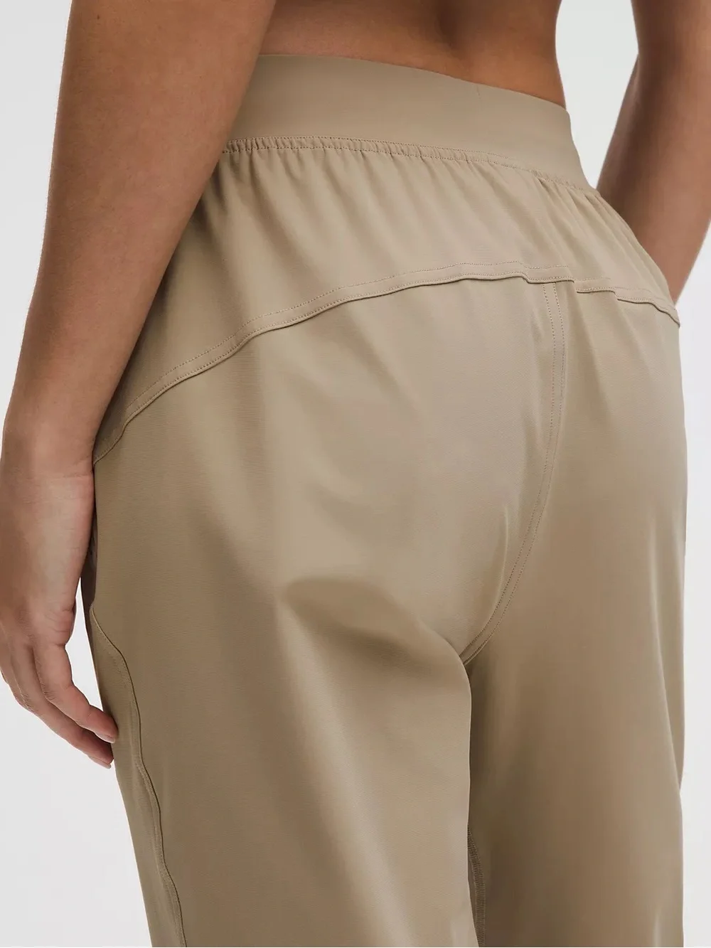 Lululemon Adapted State Jogger Regular Sheer Oak Size 6 High Rise 28 Inch